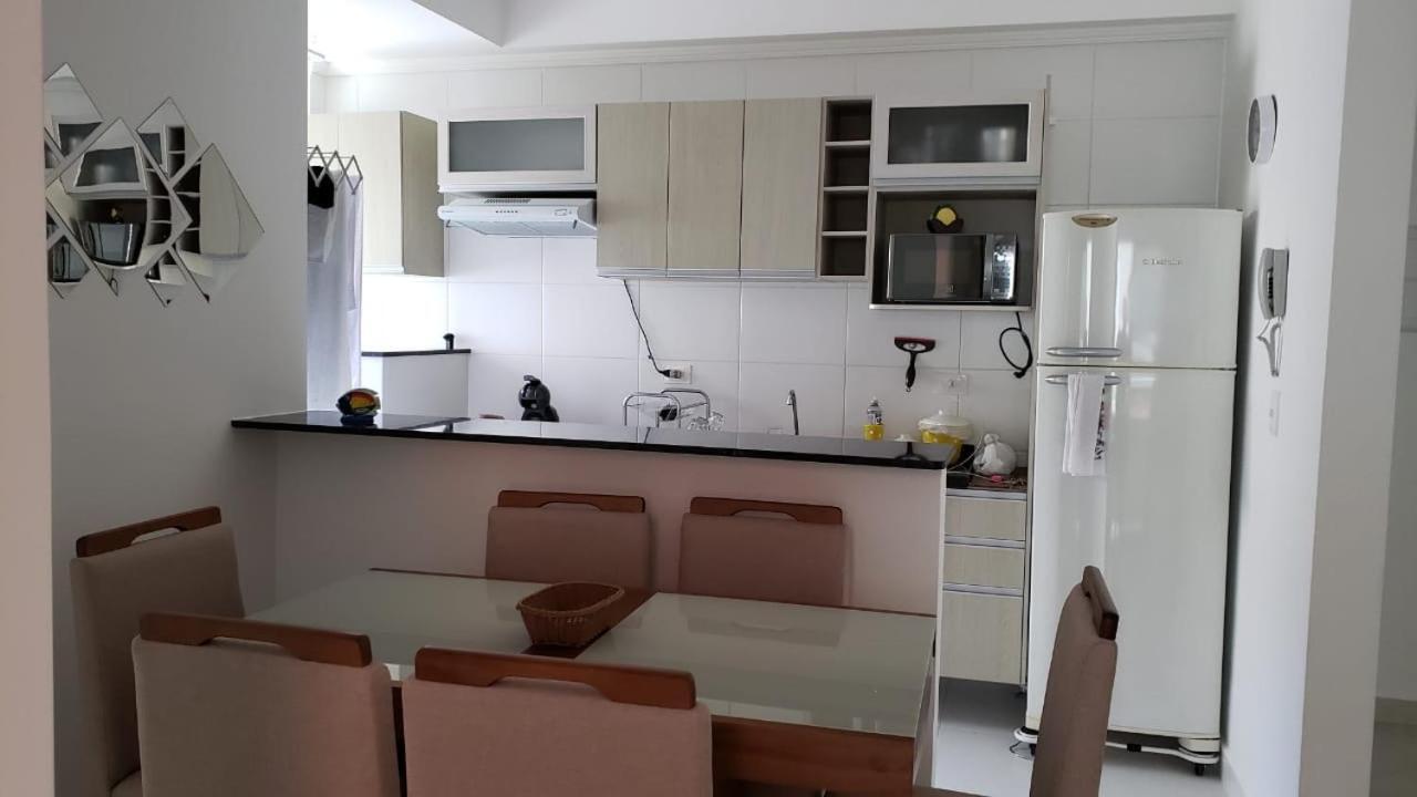 Apartment Apto Completo -piscina Sauna-ar-condicionado Wi-fi Lazer Completo- Varanda Gourmet-itagua -